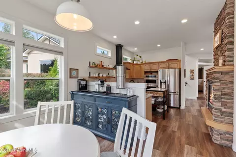 Dining - 5326 E Shoreline Dr, Post Falls, ID 83854 photo 2 of 2