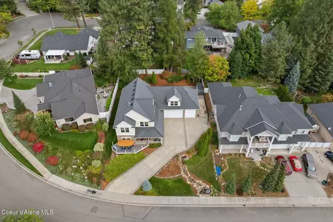 View/Area - 5326 E Shoreline Dr, Post Falls, ID 83854 photo 1 of 9