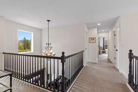 Entry Way - 5326 E Shoreline Dr, Post Falls, ID 83854 photo 3 of 3