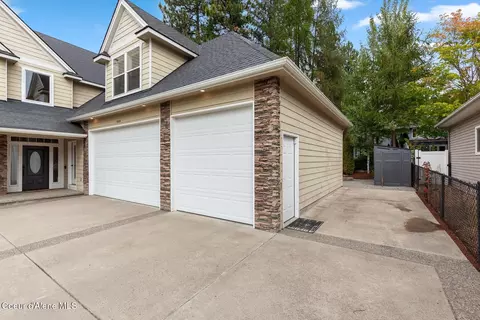 Exterior - 5326 E Shoreline Dr, Post Falls, ID 83854 photo 9 of 18