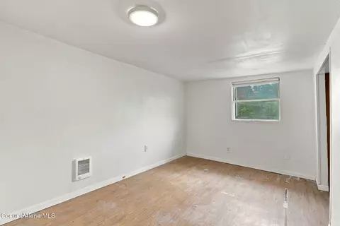 Bedroom - 660 Maple Ave, Priest River, ID 83856 photo 1 of 2