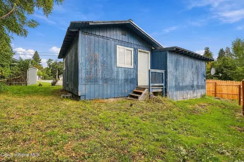 Exterior - 660 Maple Ave, Priest River, ID 83856 photo 4 of 9