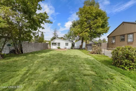 Exterior - 4513 E 3rd Ave, Spokane Valley, WA 99212 photo 5 of 10