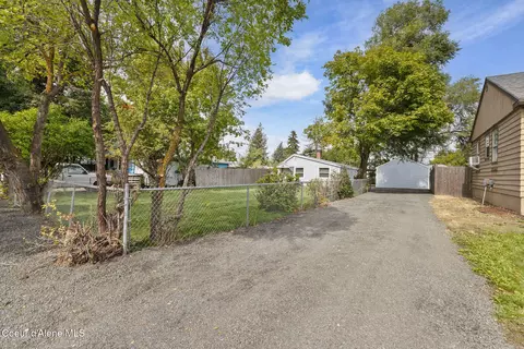 Exterior - 4513 E 3rd Ave, Spokane Valley, WA 99212 photo 3 of 10