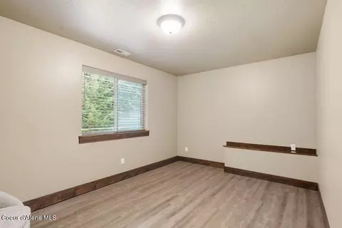 Bedroom - 11614 N Waterford Loop, Hauser, ID 83854 photo 5 of 5