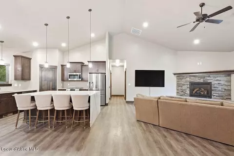 Other - 11614 N Waterford Loop, Hauser, ID 83854 photo 4 of 9