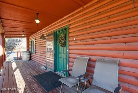 Exterior - 5840 Sagle Rd, Sagle, ID 83860 photo 3 of 4