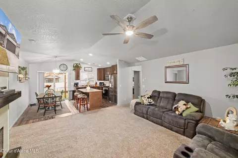 1435 N Minam Loop, Post Falls, ID 83854 photo 3