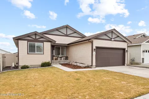 1435 N Minam Loop, Post Falls, ID 83854 photo 2