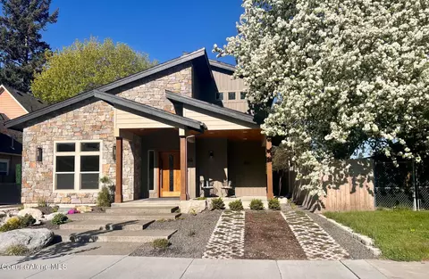 945 N 5th St, Coeur D'alene, ID 83814