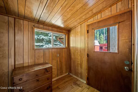 Entry Way - 153 Burke Rd, Wallace, ID 83873 photo 1 of 1