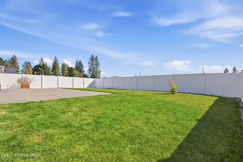 Exterior - 16161 N Hadley Loop, Rathdrum, ID 83858 photo 6 of 9