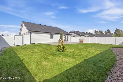 Exterior - 16161 N Hadley Loop, Rathdrum, ID 83858 photo 5 of 9