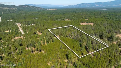 2 1st Street, Spirit Lake, ID 83869