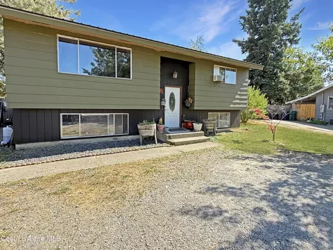1624 E Maple Ave, Coeur D'alene, ID 83814
