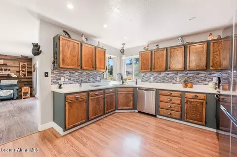 Kitchen - 851 A St, Plummer, ID 83851 photo 3 of 3