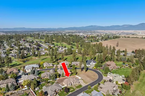View/Area - 755 N Coles Loop, Post Falls, ID 83854 photo 3 of 14