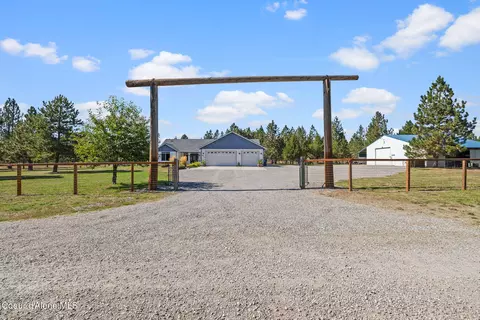 Exterior - 27035 N Jacka Loop, Athol, ID 83801 photo 2 of 13
