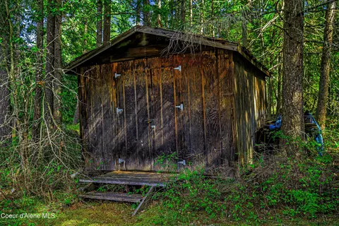 Exterior - 49 Hatchery Rd, Clark Fork, ID 83811 photo 2 of 6