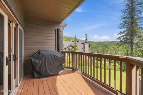 Exterior - 27 The Glades 2c, Sandpoint, ID 83864 photo 3 of 17
