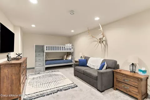 Bedroom - 27 The Glades 2c, Sandpoint, ID 83864 photo 9 of 10