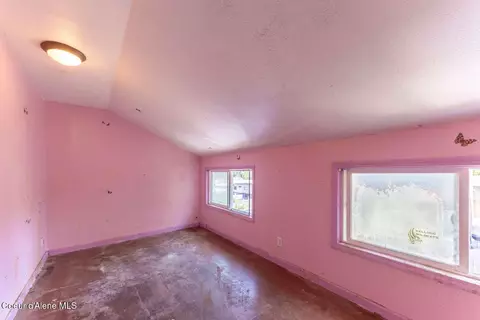 Bedroom - 621 Teddy Ave, Kellogg, ID 83837 photo 5 of 10