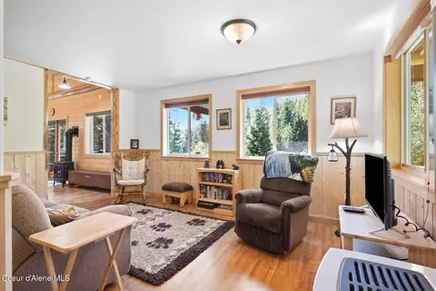 Living - 195 Twilight Ln, Sandpoint, ID 83864 photo 1 of 3
