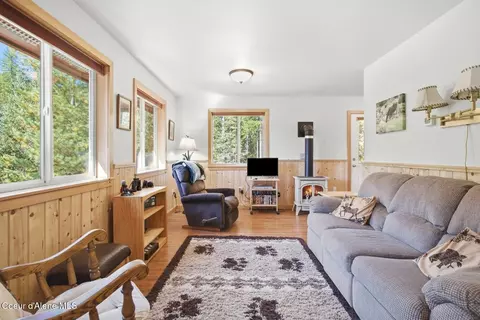 Living - 195 Twilight Ln, Sandpoint, ID 83864 photo 3 of 3