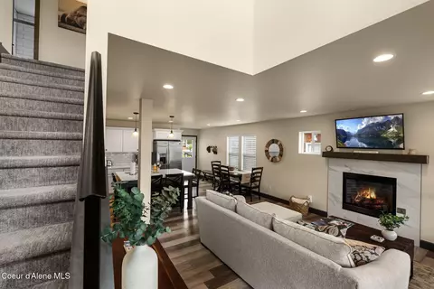 Entry Way - 52 Pomrankey Ln, Dover, ID 83825 photo 1 of 2