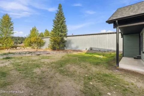 Exterior - 368 Old Diamond Mill Loop Rd, Oldtown, ID 83822 photo 4 of 9