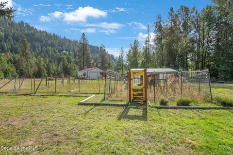 Exterior - 3596 Upper Pack River Rd, Sandpoint, ID 83864 photo 6 of 20