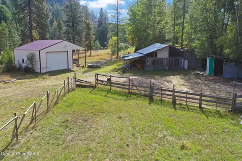 Exterior - 3596 Upper Pack River Rd, Sandpoint, ID 83864 photo 18 of 20
