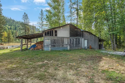 Exterior - 3596 Upper Pack River Rd, Sandpoint, ID 83864 photo 12 of 20