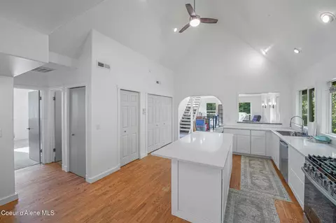 Entry Way - 3596 Upper Pack River Rd, Sandpoint, ID 83864 photo 1 of 2