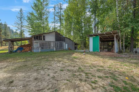 Exterior - 3596 Upper Pack River Rd, Sandpoint, ID 83864 photo 11 of 20