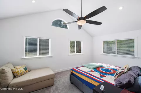 Bedroom - 3596 Upper Pack River Rd, Sandpoint, ID 83864 photo 1 of 4