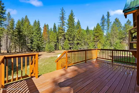 Exterior - 130 Cable Dr, Sagle, ID 83860 photo 8 of 13
