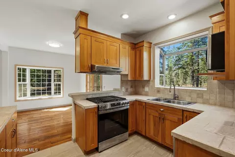 Kitchen - 130 Cable Dr, Sagle, ID 83860 photo 1 of 4