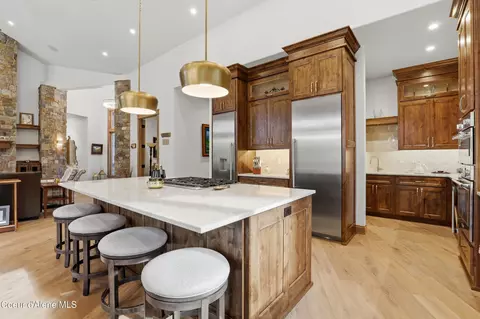 Kitchen - 2117 E Amulet Cir, Rathdrum, ID 83858 photo 11 of 13
