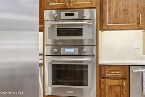 Kitchen - 2117 E Amulet Cir, Rathdrum, ID 83858 photo 9 of 13