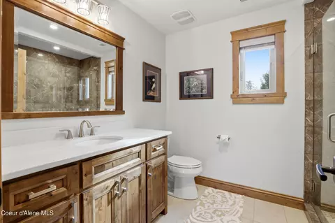 Bath - 2117 E Amulet Cir, Rathdrum, ID 83858 photo 8 of 8