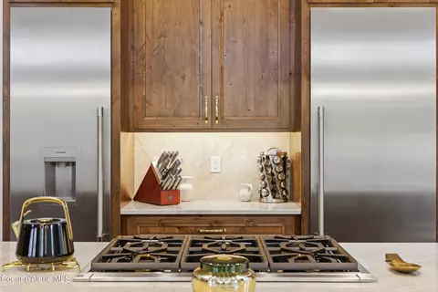 Kitchen - 2117 E Amulet Cir, Rathdrum, ID 83858 photo 8 of 13