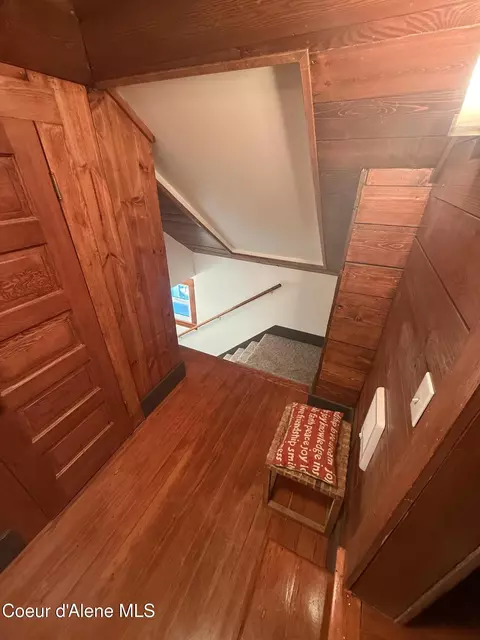 Entry Way - 119 Pine St, Wallace, ID 83873 photo 2 of 4