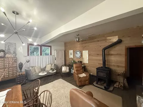 Living - 119 Pine St, Wallace, ID 83873 photo 3 of 3