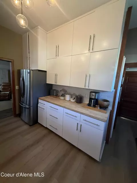 Kitchen - 119 Pine St, Wallace, ID 83873 photo 4 of 5