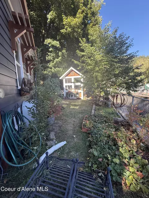 Exterior - 119 Pine St, Wallace, ID 83873 photo 11 of 13