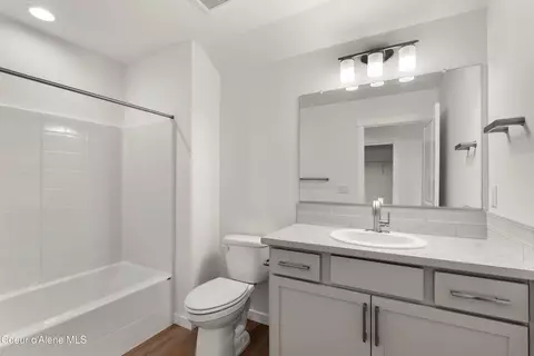 Bath - 3533 N Segar Loop, Post Falls, ID 83854 photo 6 of 6