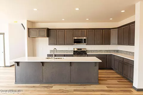 Kitchen - 4449 E Savea Ln, Post Falls, ID 83854 photo 3 of 3