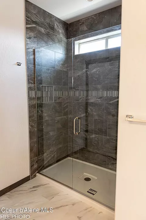 Bath - 4449 E Savea Ln, Post Falls, ID 83854 photo 2 of 2