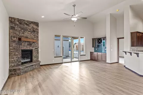 Living - 4452 E Davin Dr, Post Falls, ID 83854 photo 1 of 2